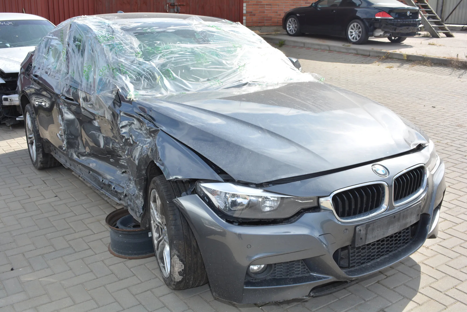 BMW 3 (F30, F80) 318 d 2015 – 6