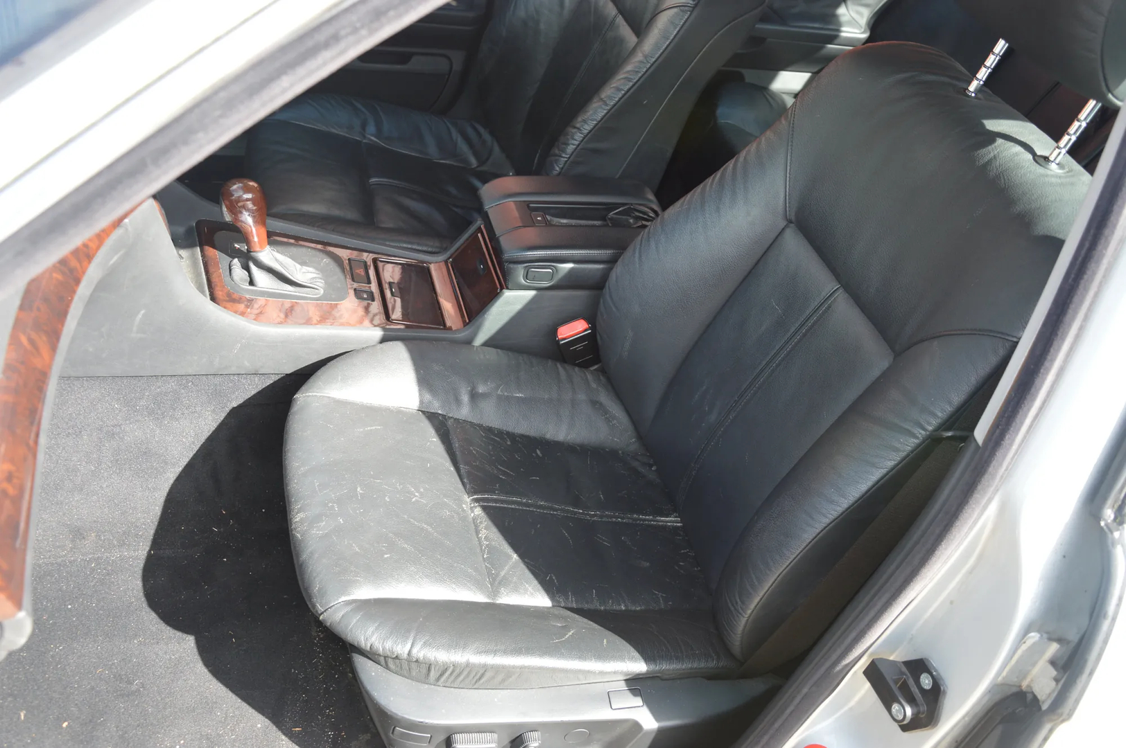 BMW 7 (E38) 728 i, iL 2000 – 7