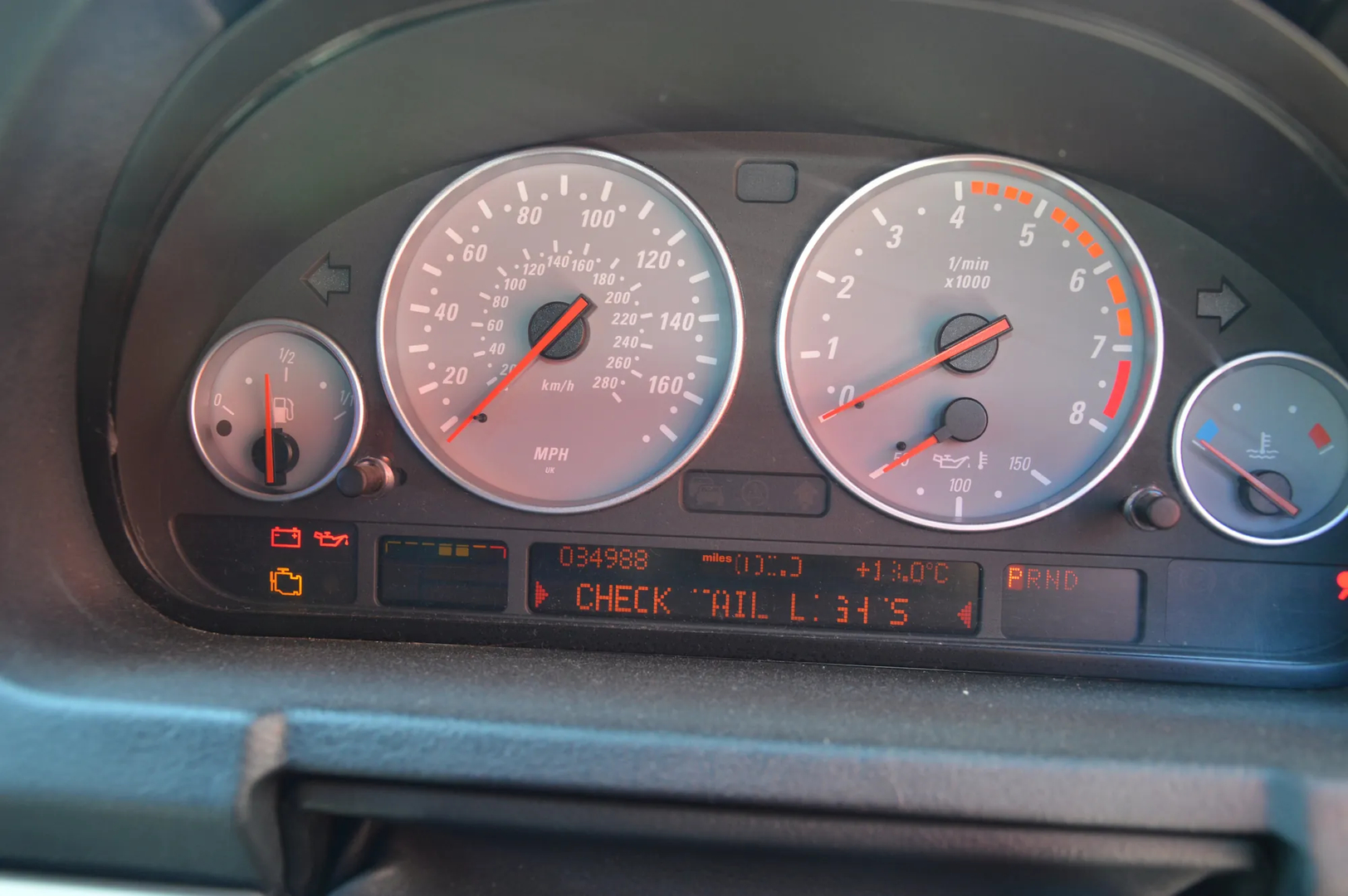 BMW X5 (E53) 4.6 is 2003 – 9