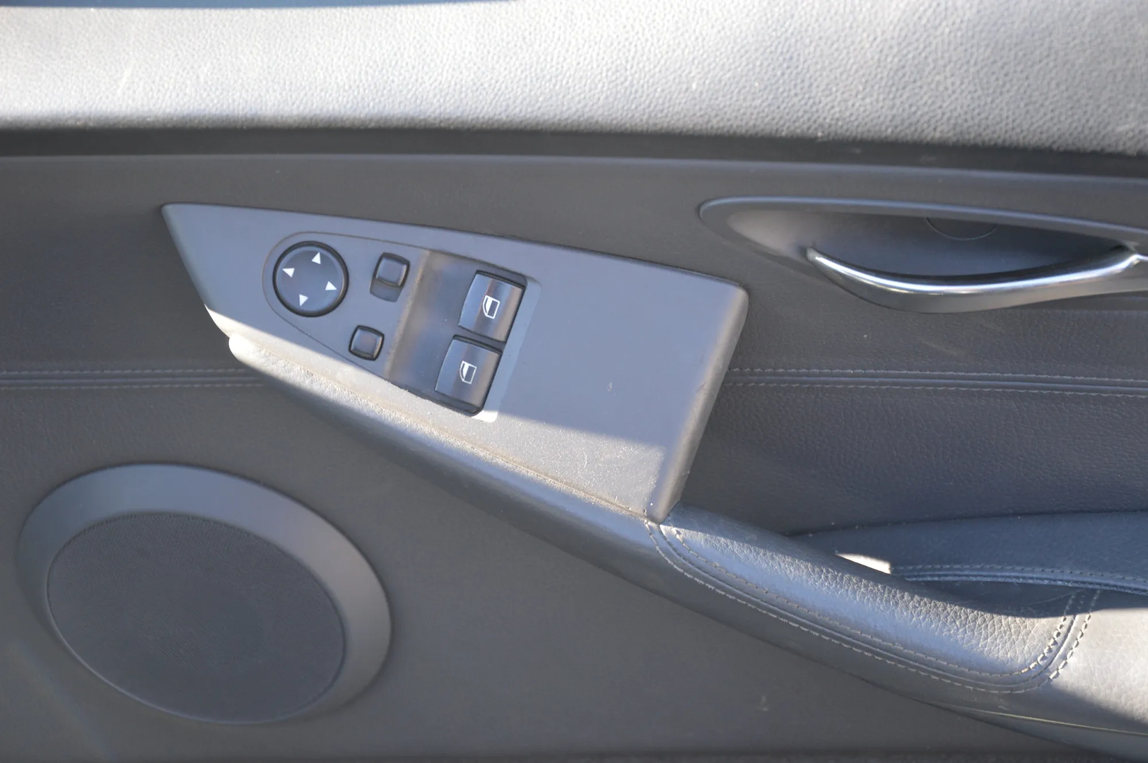 BMW 6 (E63) 645 Ci 2004 – 8