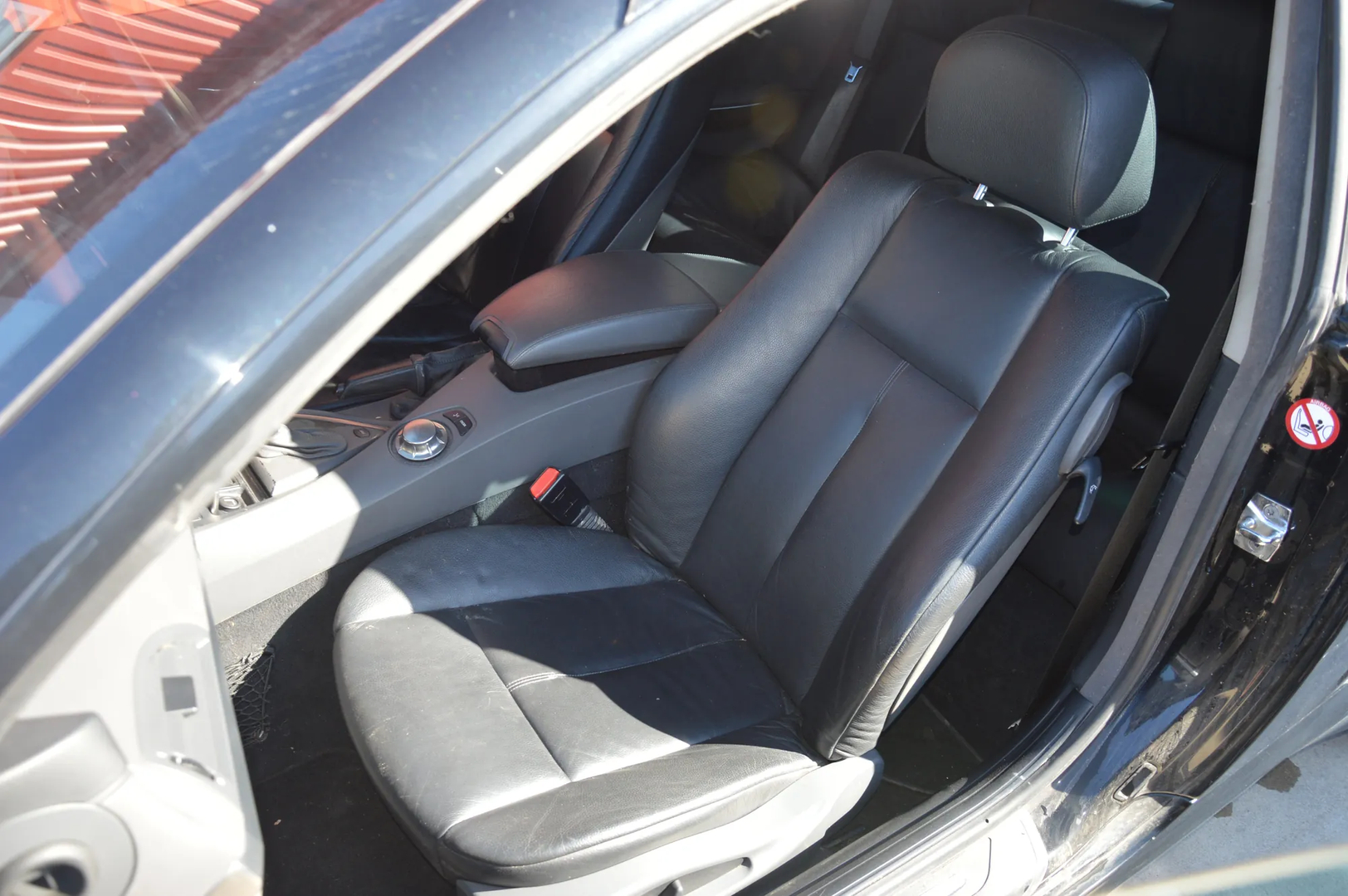 BMW 6 (E63) 645 Ci 2004 – 5