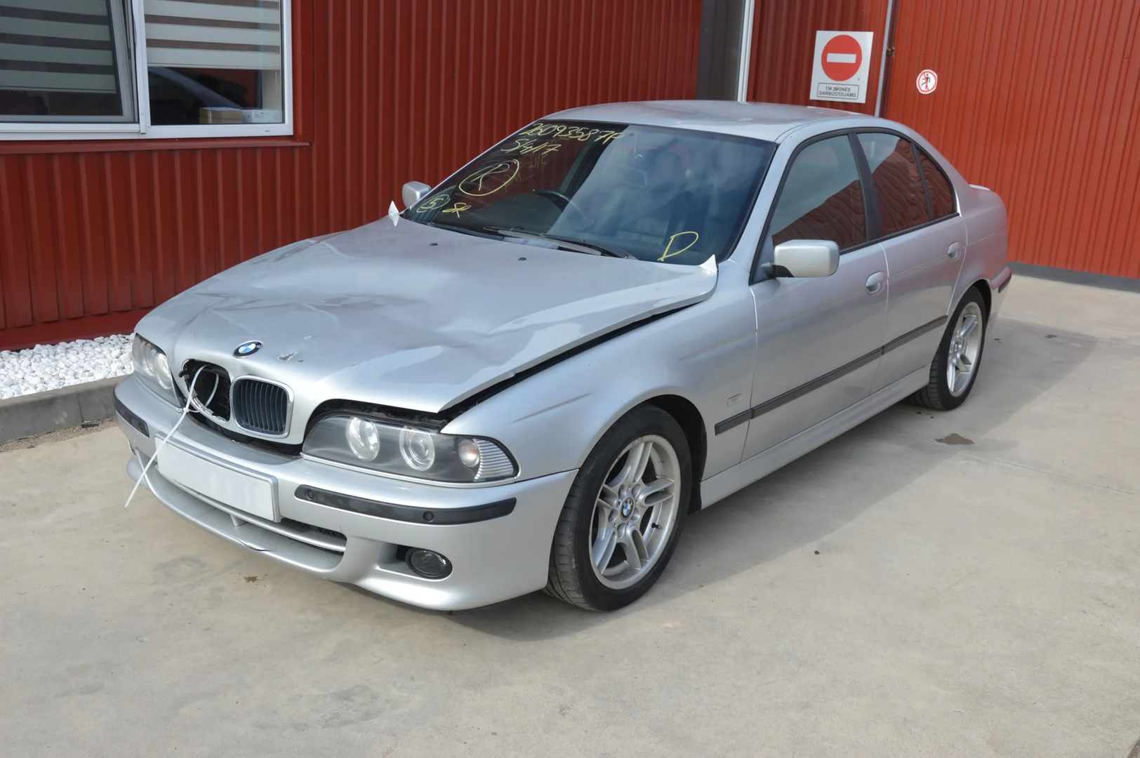 BMW 5 (E39) 525 i 2001 – 6