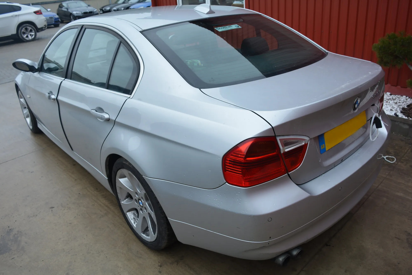 BMW 3 (E90) 330 i 2005 – 2