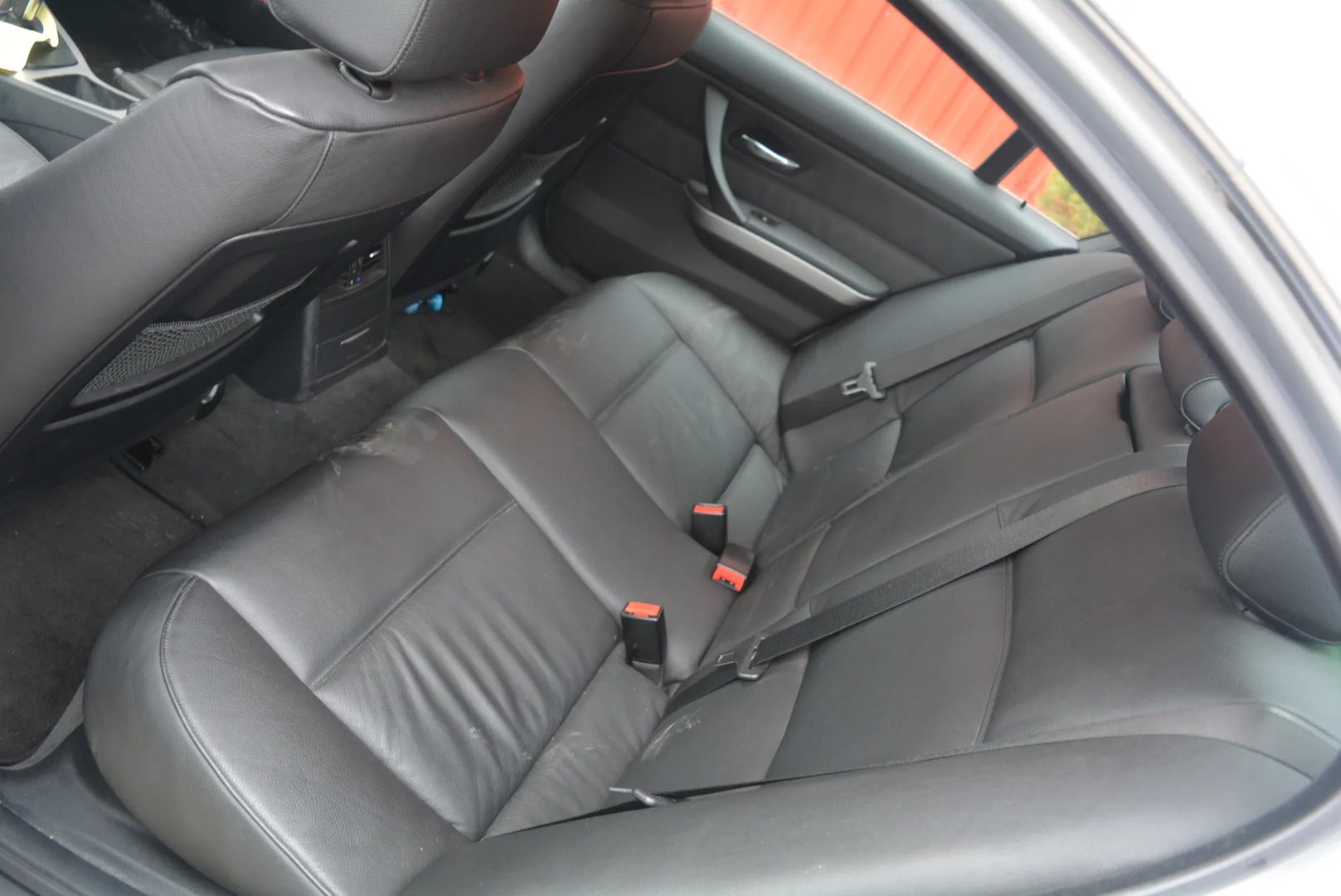 BMW 3 (E90) 330 i 2005 – 8
