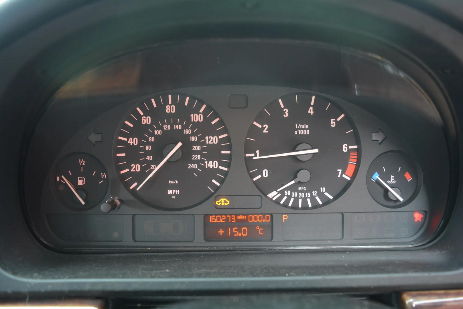 BMW 5 Touring (E39) 520 i 2002 – 6