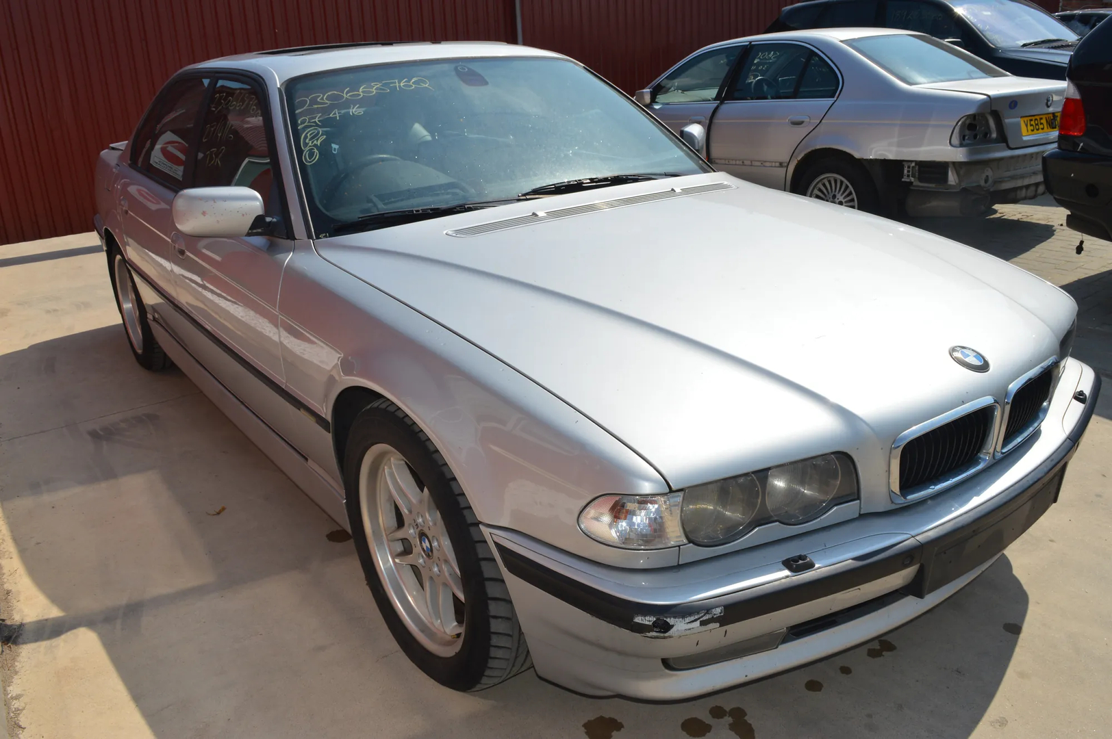 BMW 7 (E38) 2001