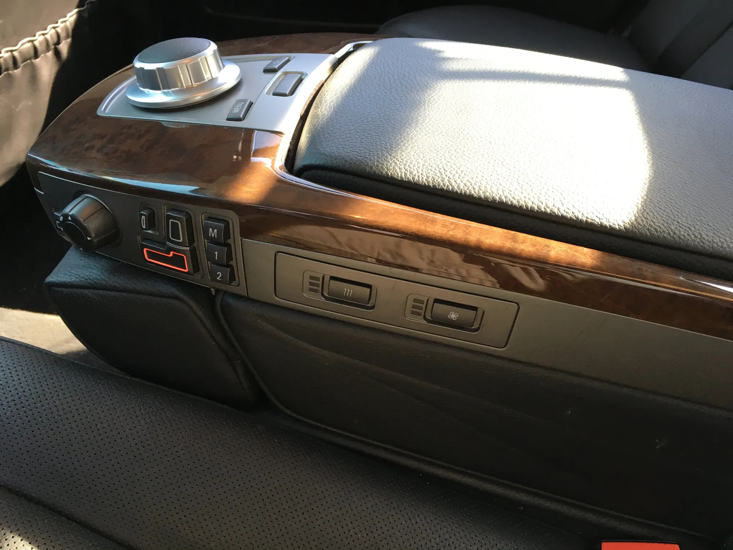 BMW 7 (E65, E66, E67) 750 i, Li 2005 – 2