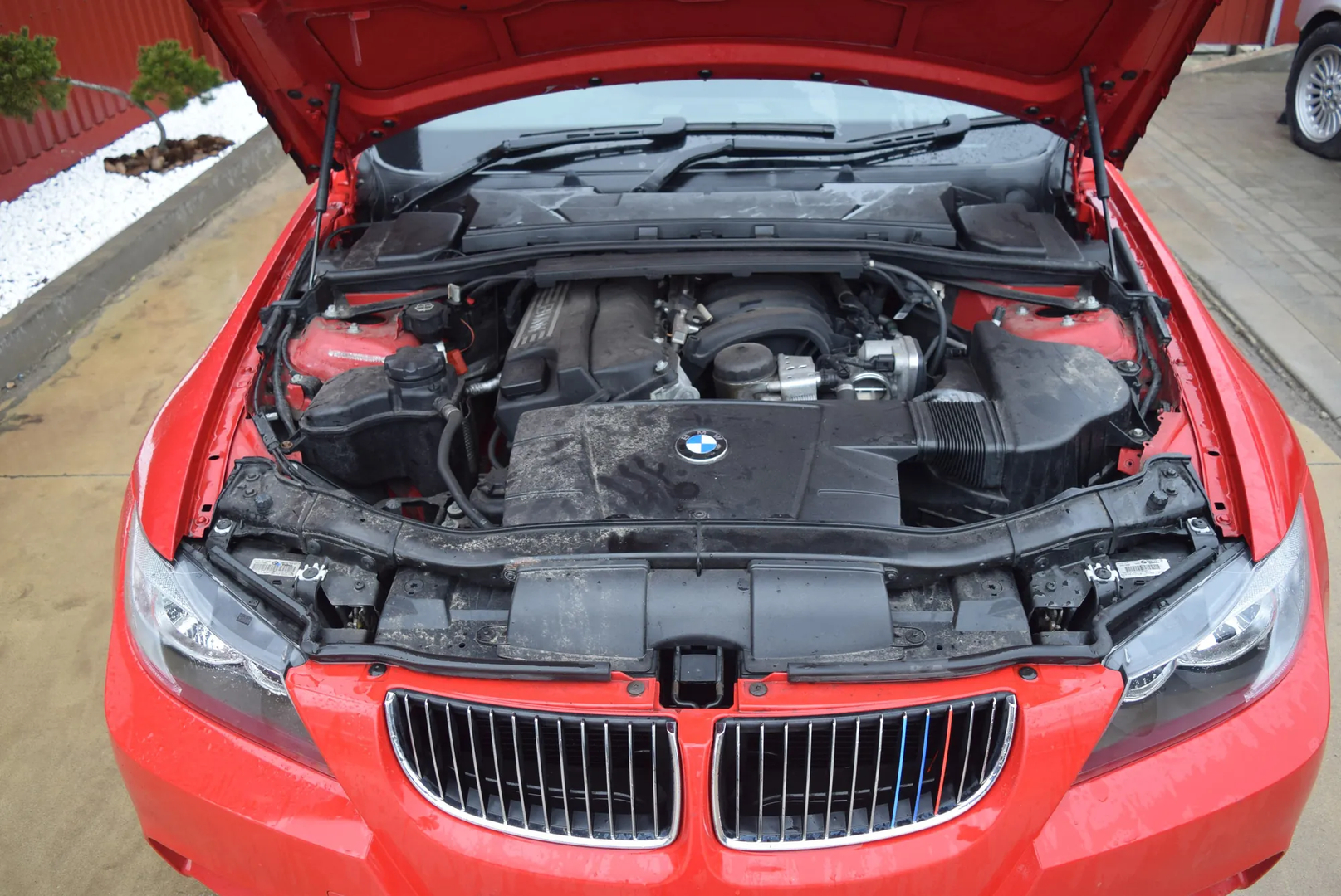 BMW 3 (E90) 318 i 2006 – 5